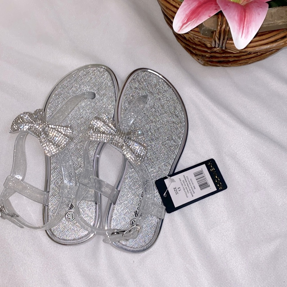 Rocawear Shimmering Silver Bow Sandals